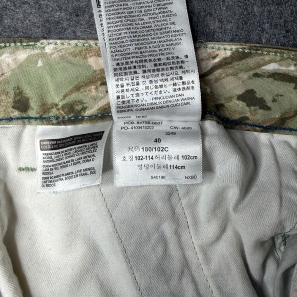 Levis XX Cargo Shorts Mens 40 Green Tiger Stripe Camo Utility Pockets 54756-0007 - Picture 6 of 8